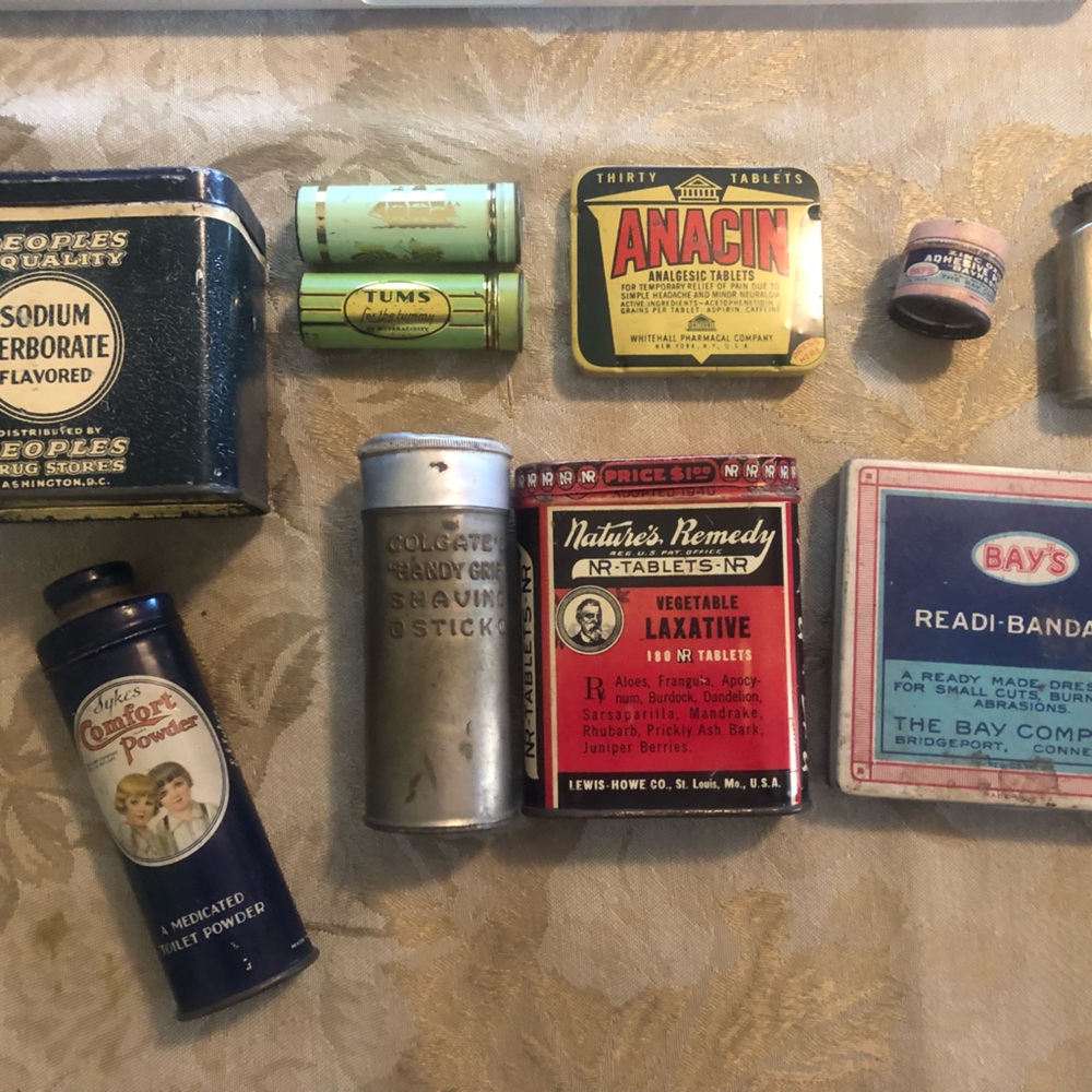 Early medicinal tins Tums, Anacin, powder and more circa 1940